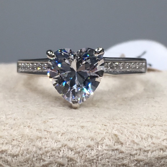 14k white gold ring diamond 2 CT heart engagement - Picture 6 of 9